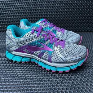 Brooks Adrenaline GTS 17 Running Shoes